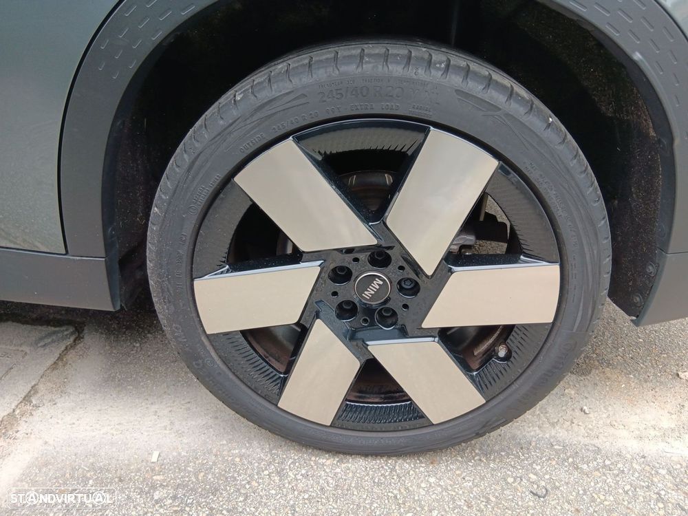 MINI Countryman - 16