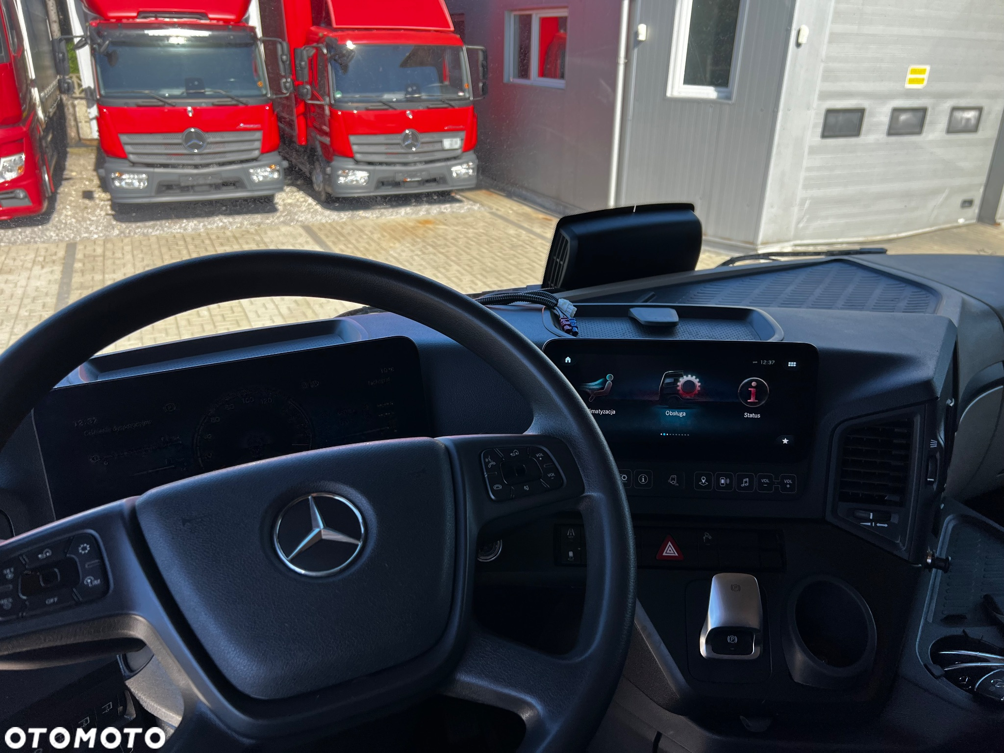 Mercedes-Benz - 19