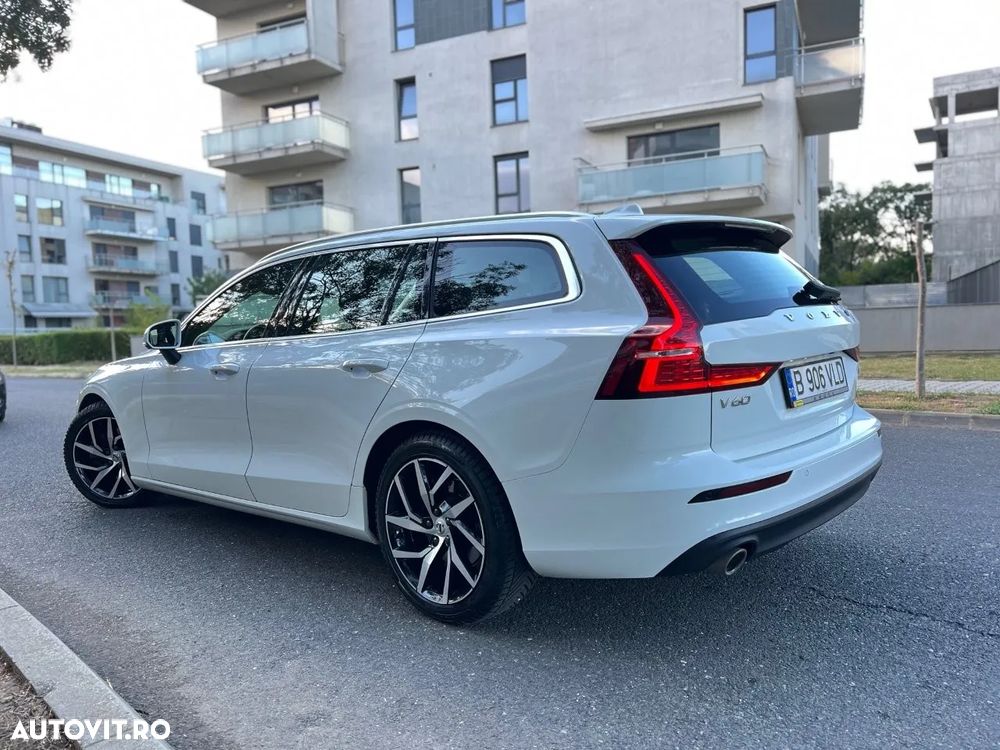 Volvo V60 T4 Momentum - 4