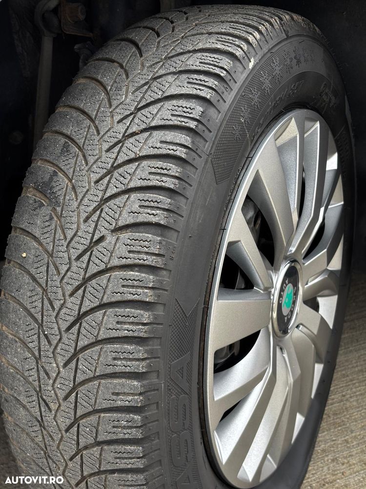 Skoda Fabia 1.2 HTP Ambiente - 9