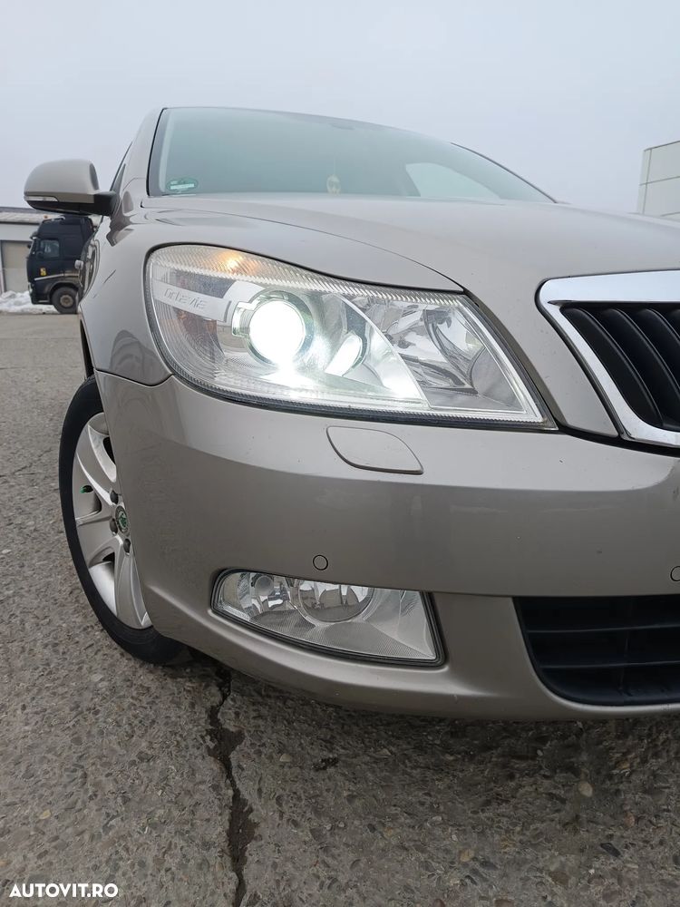 Skoda Octavia 1.4 TSI DSG Ambition - 7