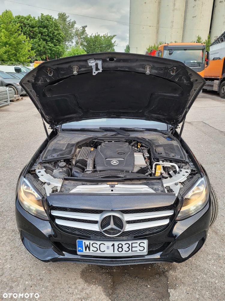 Mercedes-Benz Klasa C 300 9G-TRONIC - 13
