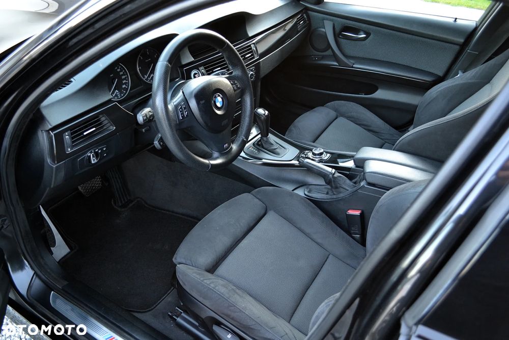 BMW Seria 3 320d DPF Edition Sport - 10