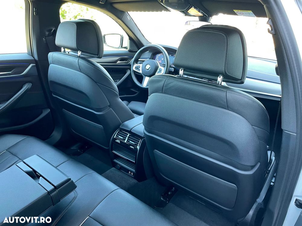 BMW Seria 5 520i Aut. M Sport Edition - 15