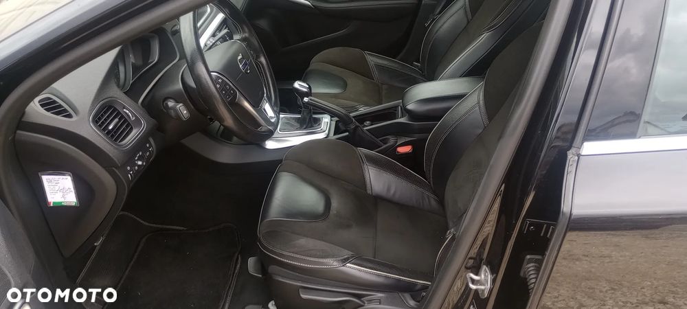 Volvo V40 D2 RDesign - 11
