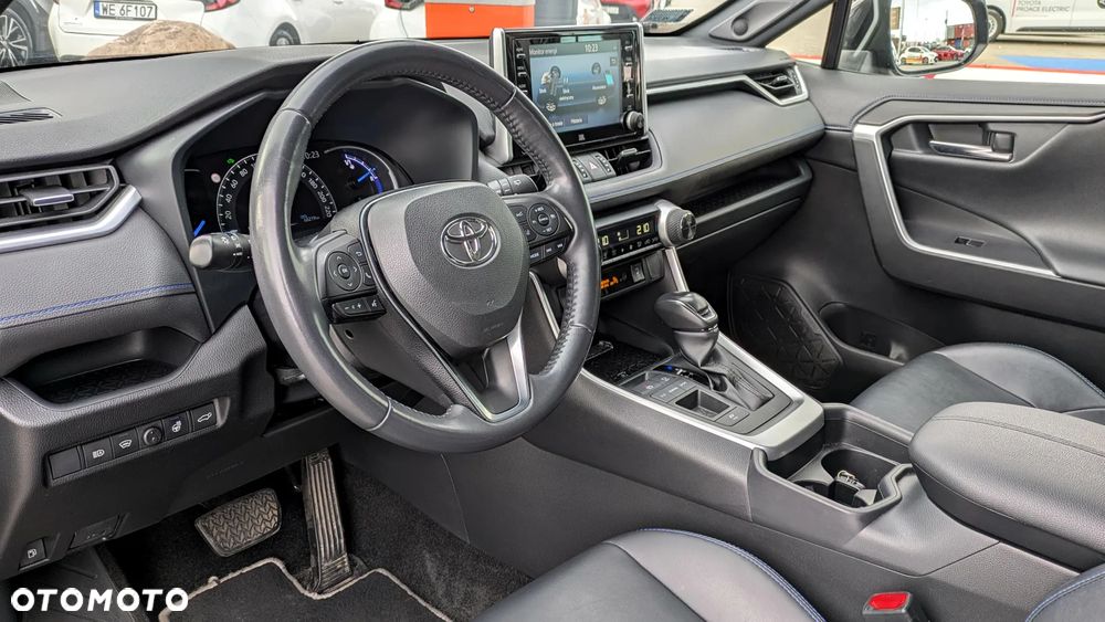Toyota RAV4 2.5 Hybrid Selection 4x2 - 6