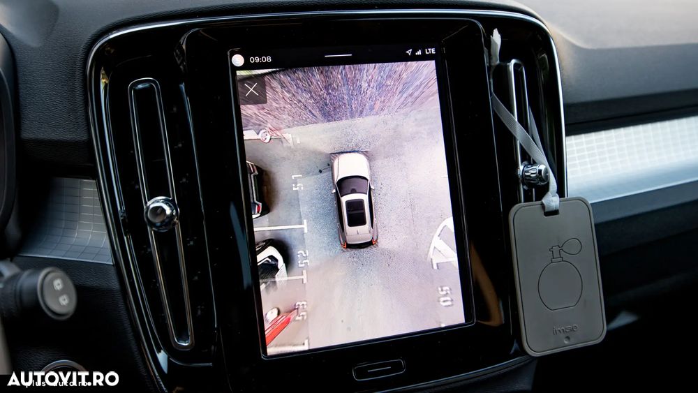 VOLVO XC40 2023 — imagine 19
