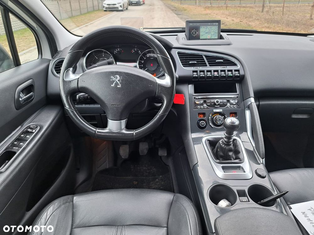 Peugeot 3008 1.6 HDi Premium - 9