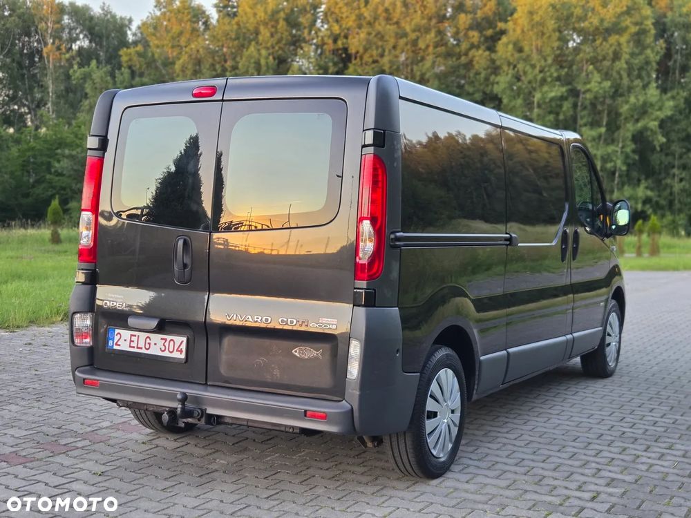 Opel Vivaro - 10