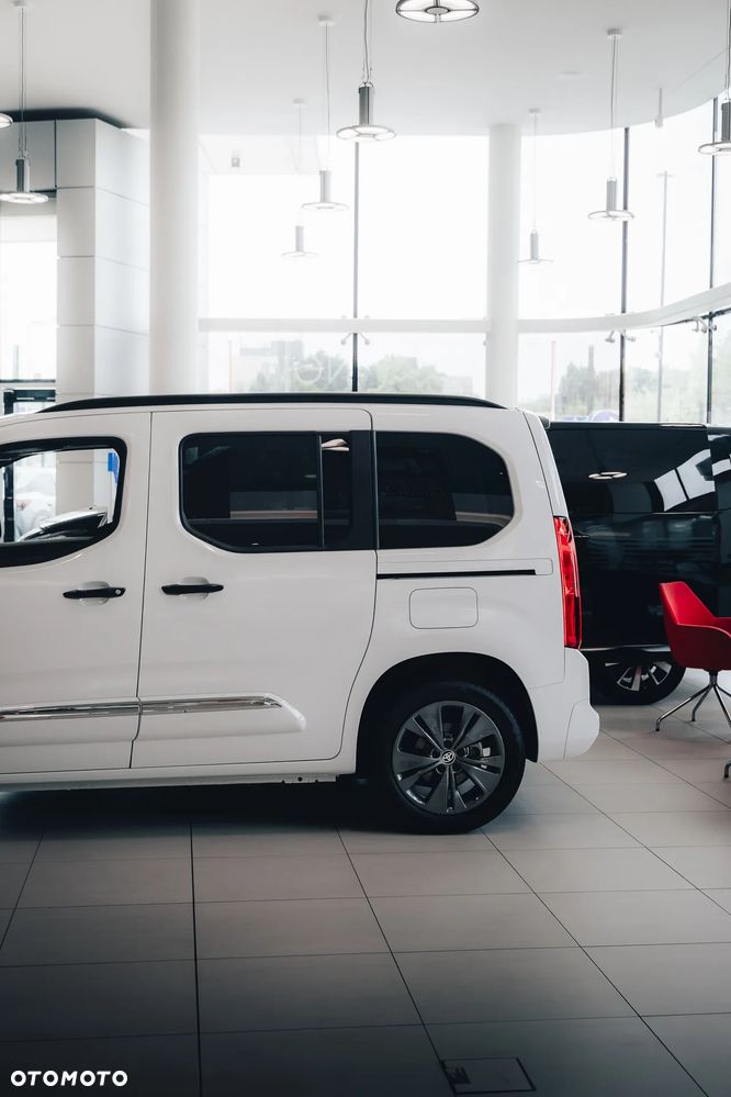 Toyota Proace City Verso 1.5 D-4D Family - 8