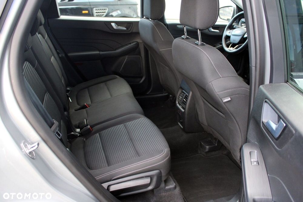 Ford Kuga 1.5 EcoBoost FWD Titanium - 13