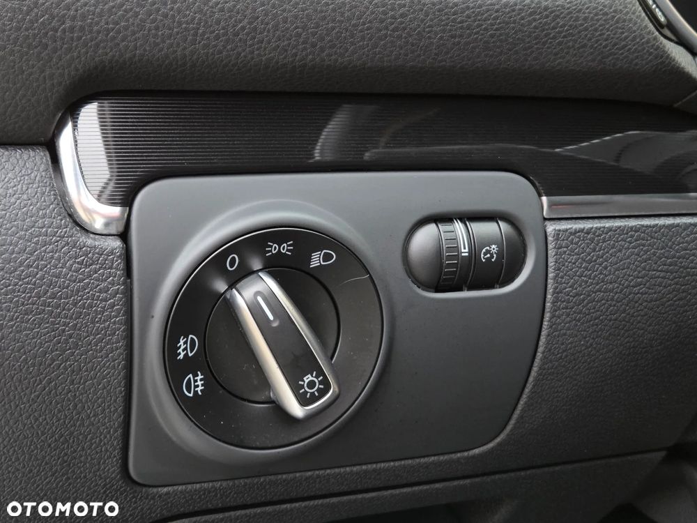 Volkswagen Golf 2.0 GTI - 28