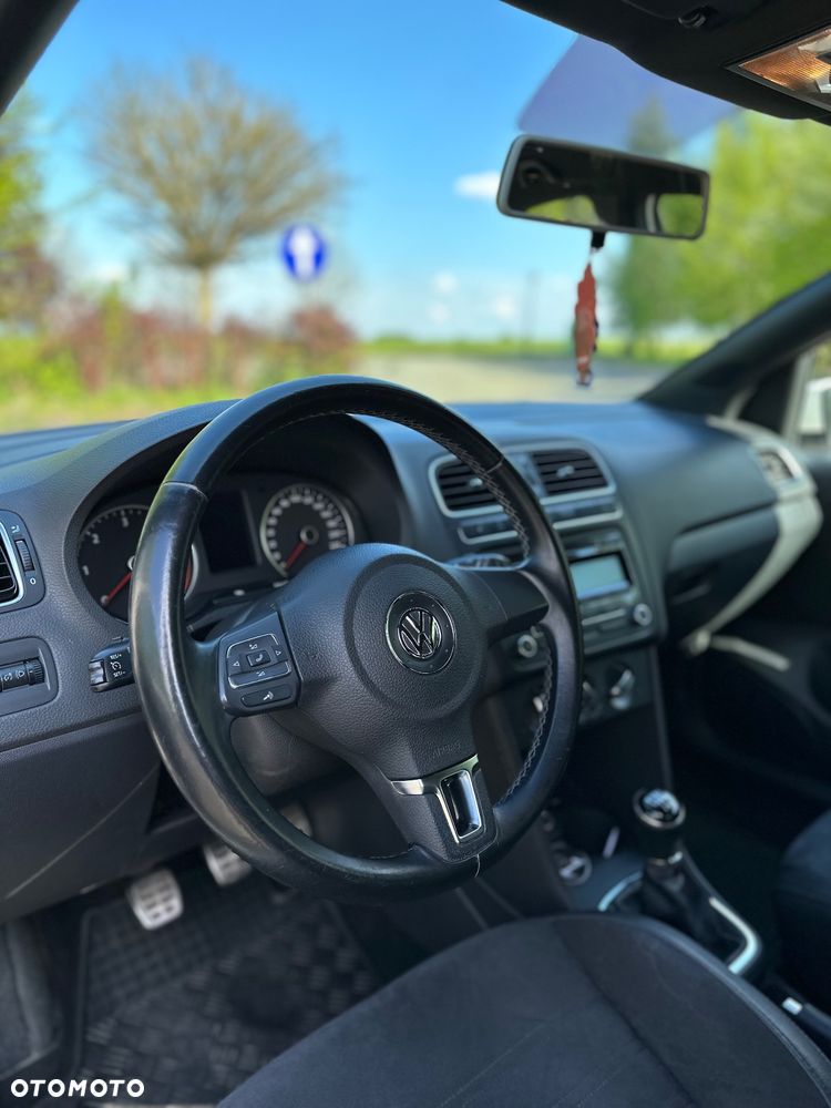Volkswagen Polo - 4