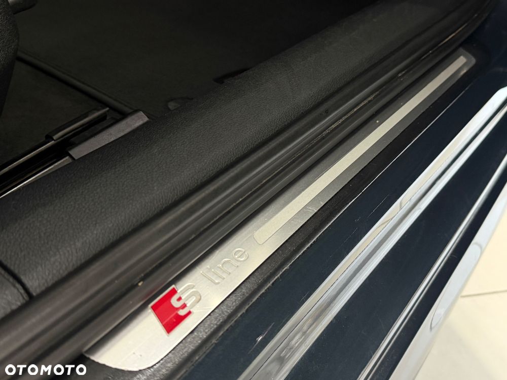 Audi A6 Avant 3.0 TDI DPF quattro S tronic - 30
