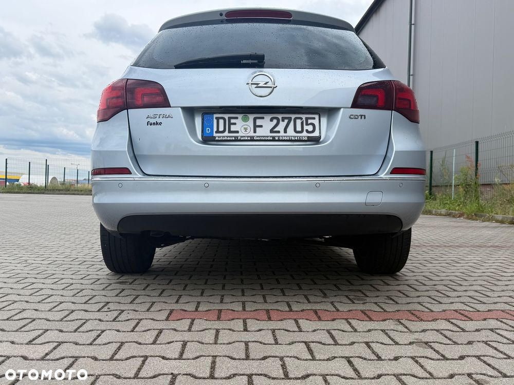 Opel Astra 1.7 CDTI Cosmo - 27