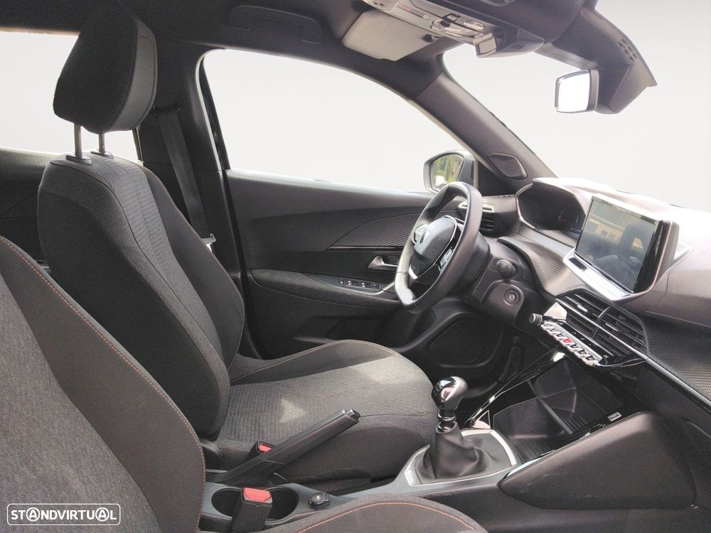 Peugeot 2008 1.2 PureTech Style - 15