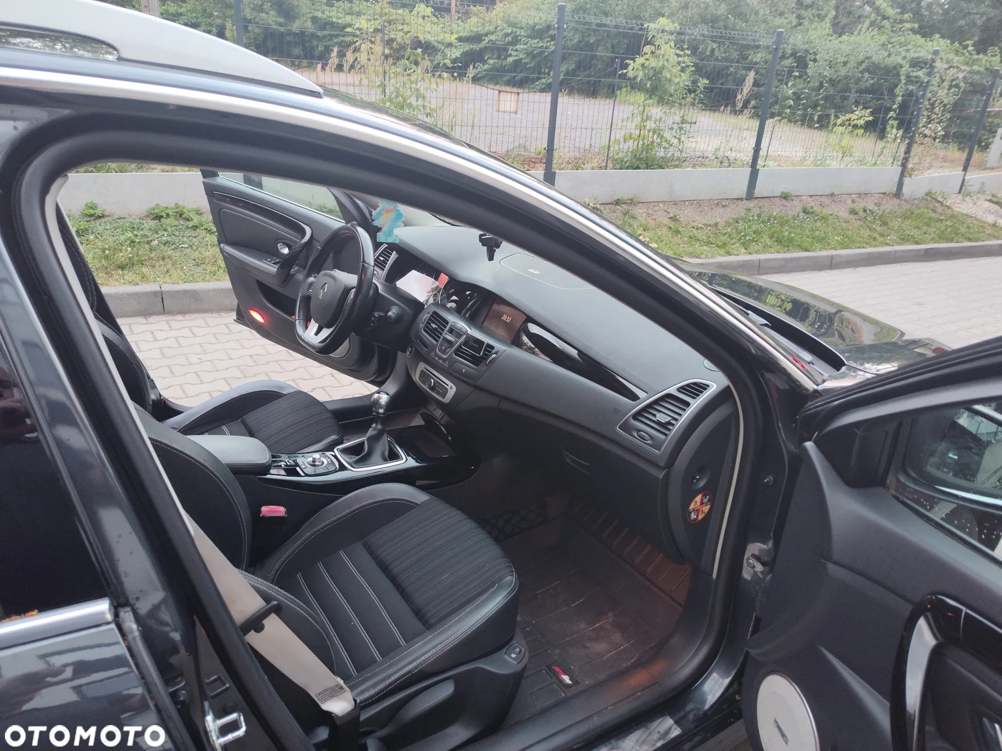Renault Laguna 2.0 dCi Bose Edition - 9