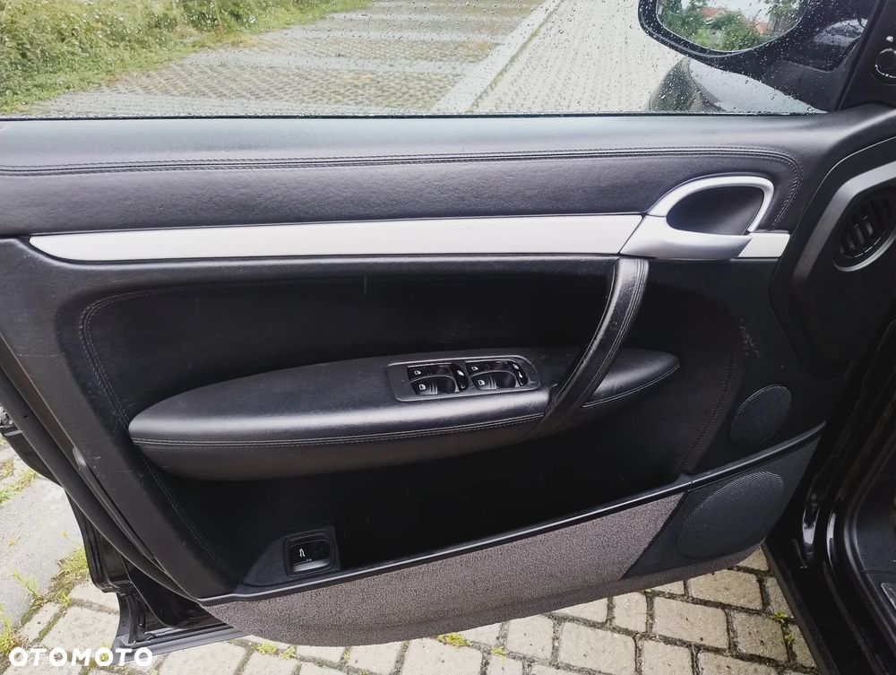 Porsche Cayenne Tiptronic S - 12
