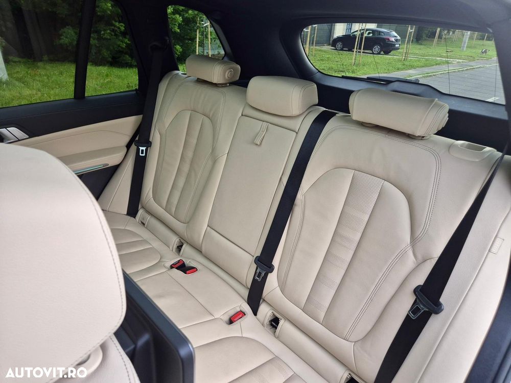 BMW X5 2021 — imagine 6