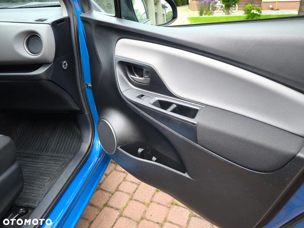 Toyota Yaris 1.33 Active MS - 17