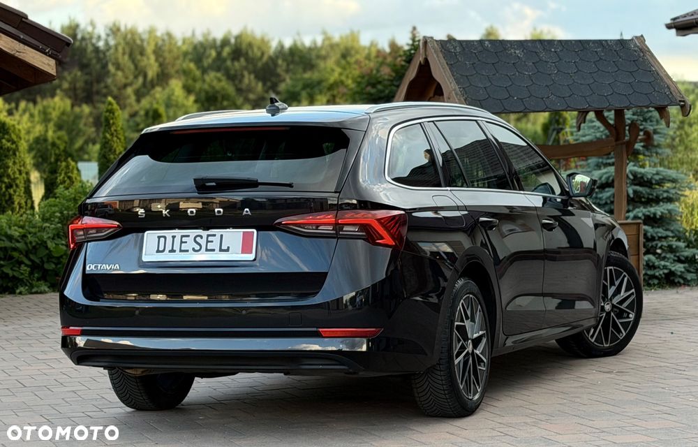 Skoda Octavia 2.0 TDI Sportline DSG - 16