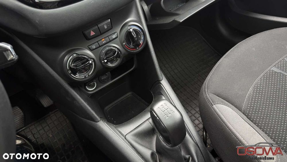 Peugeot 208 1.2 VTi Style - 29