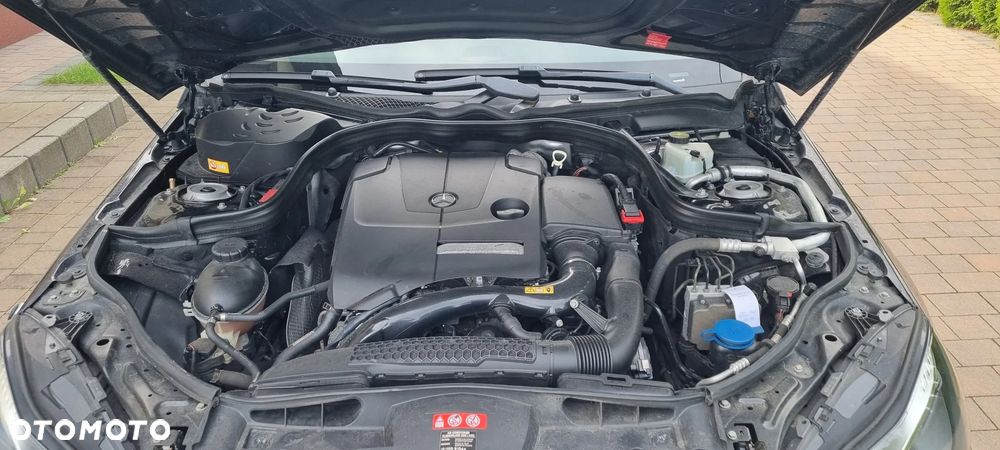 Mercedes-Benz Klasa E 200 7G-TRONIC Elegance - 17