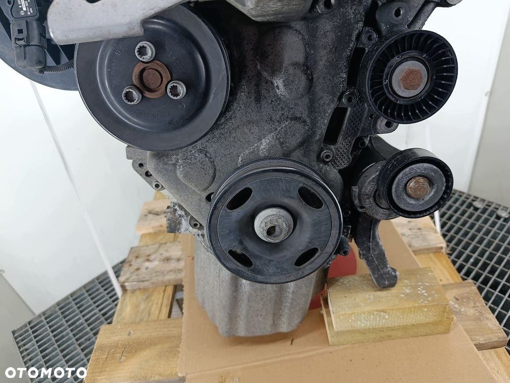 SILNIK VW GOLF V BLF 1.6 FSI - 7