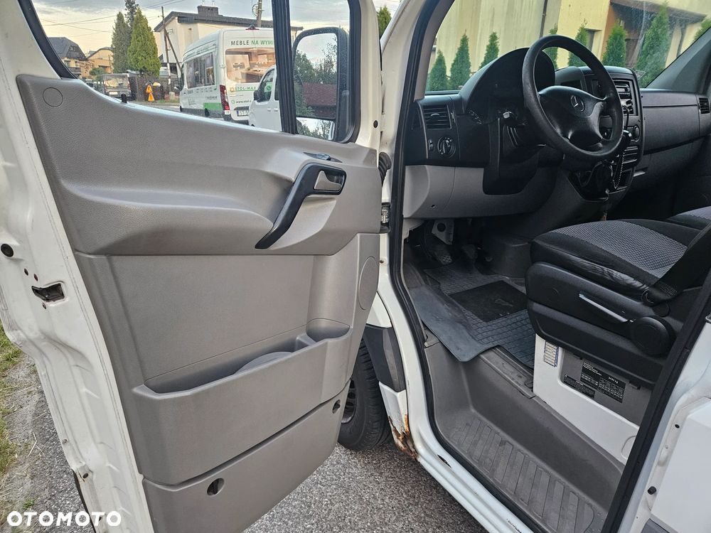 Mercedes-Benz Sprinter - 6