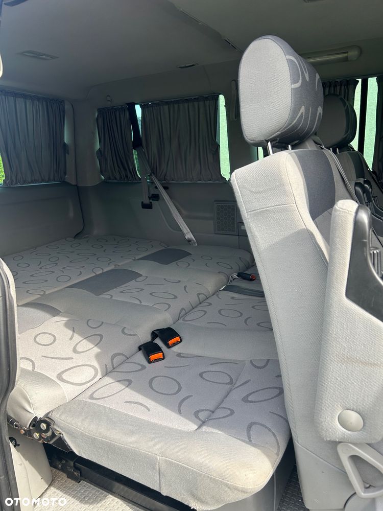 Volkswagen Multivan Standard - 18