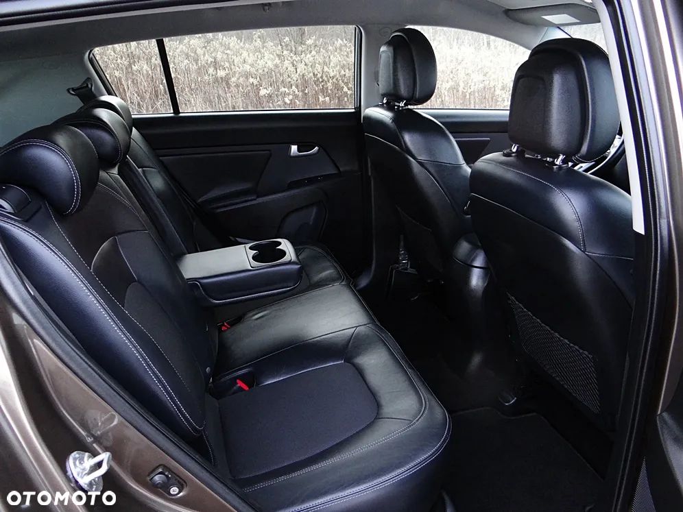 Kia Sportage 2.0 CVVT 2WD Automatik Spirit - 36