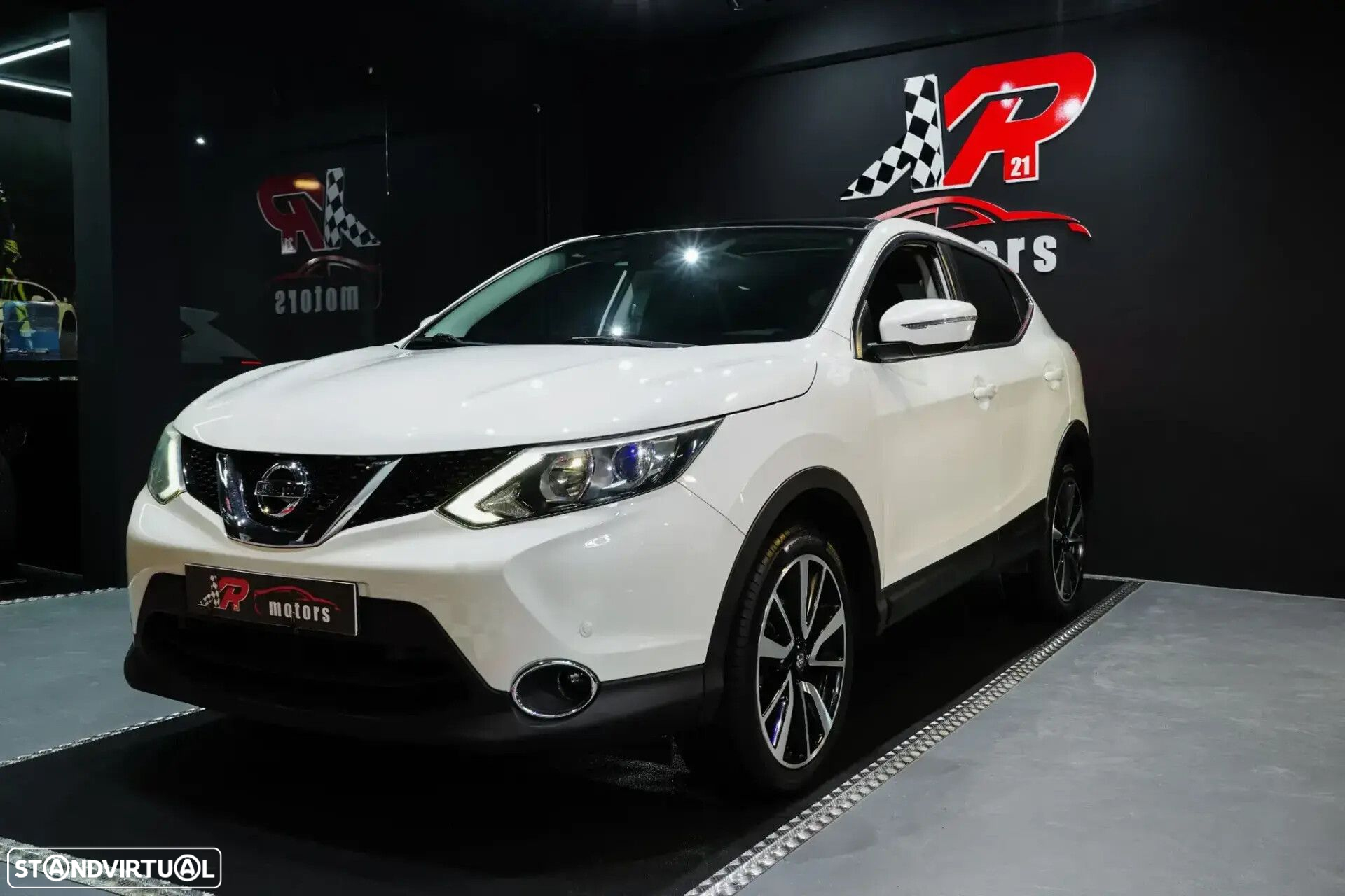 Nissan Qashqai - 2