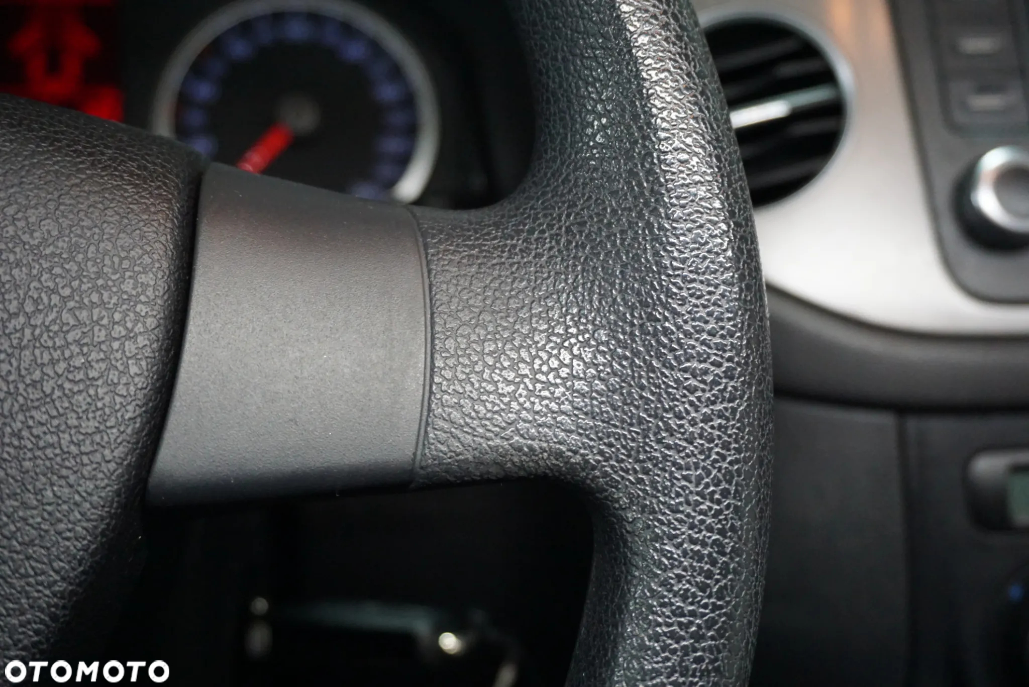 Volkswagen Tiguan 2.0 TDI 4Mot Track Tiptr - 23