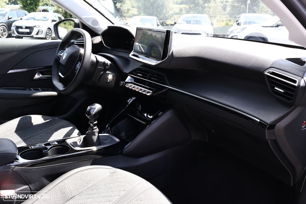 Peugeot 208 1.2 PureTech Allure - 13