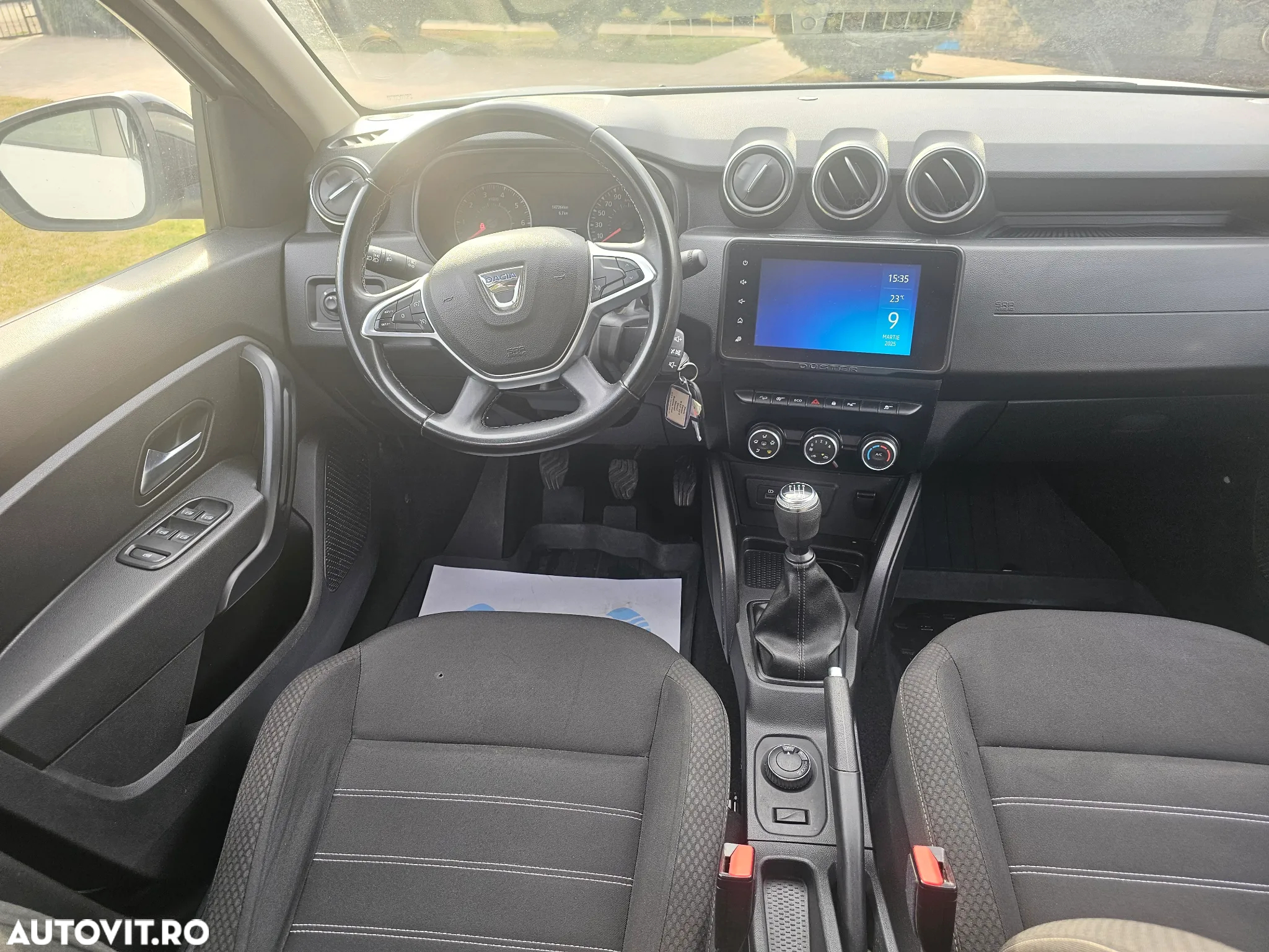 Dacia Duster 1.5 Blue dCi 4WD Essential - 18