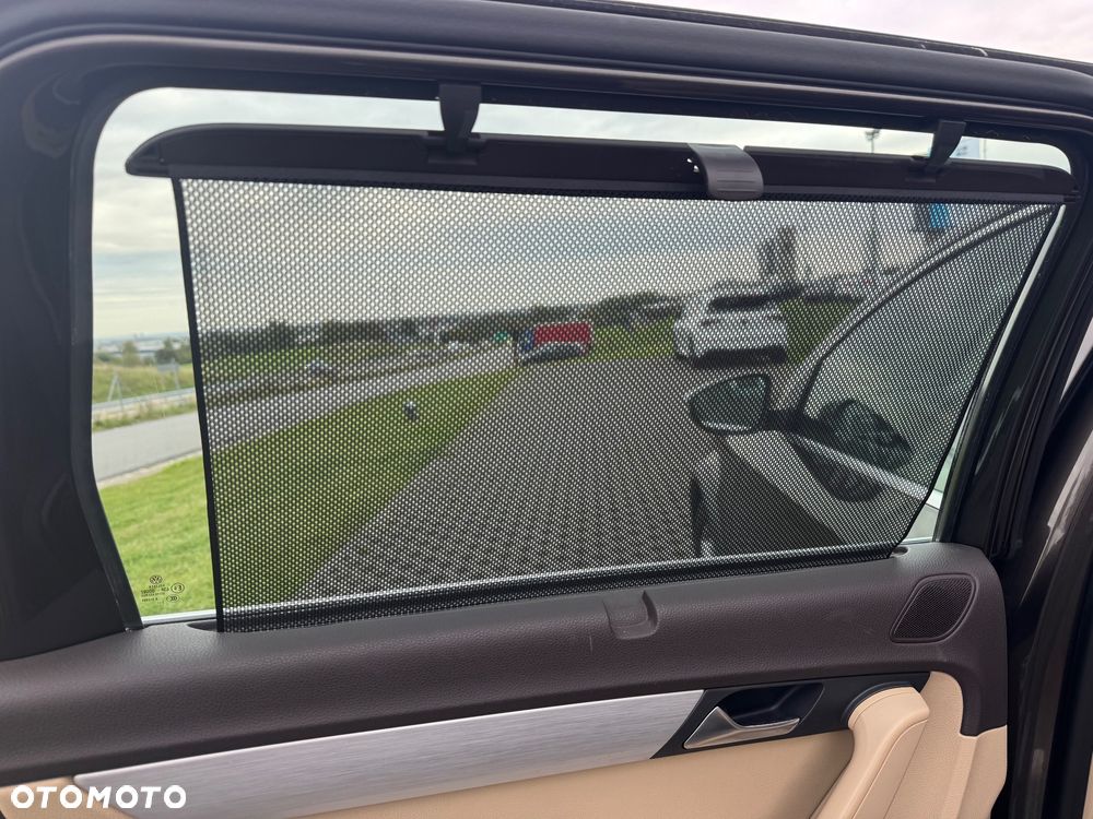 Volkswagen Passat Alltrack - 33
