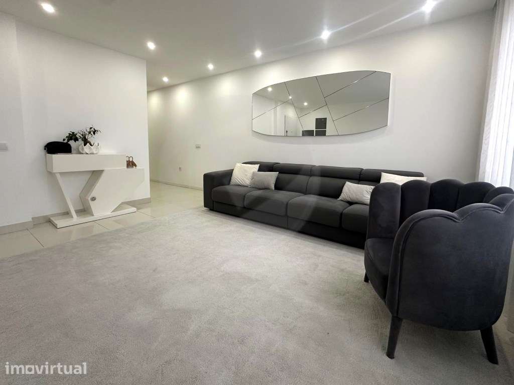 T2 Duplex com Terraço e Vistas de Mar em Caxinas Vila do Conde - Grande imagem: 3/33