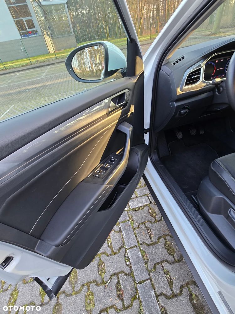 Volkswagen T-Roc 1.5 TSI OPF Style - 6