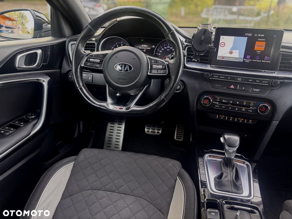 Kia ProCeed - 8