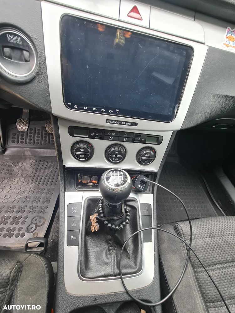 Volkswagen Passat 2.0 TDI Comfortline DPF - 10