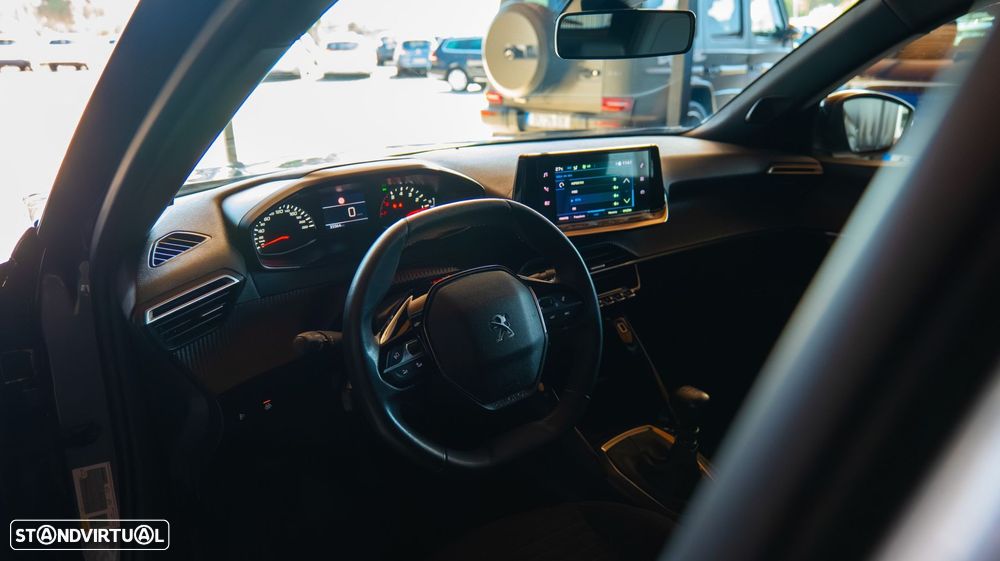 Peugeot 2008 1.2 PureTech Active Pack - 11