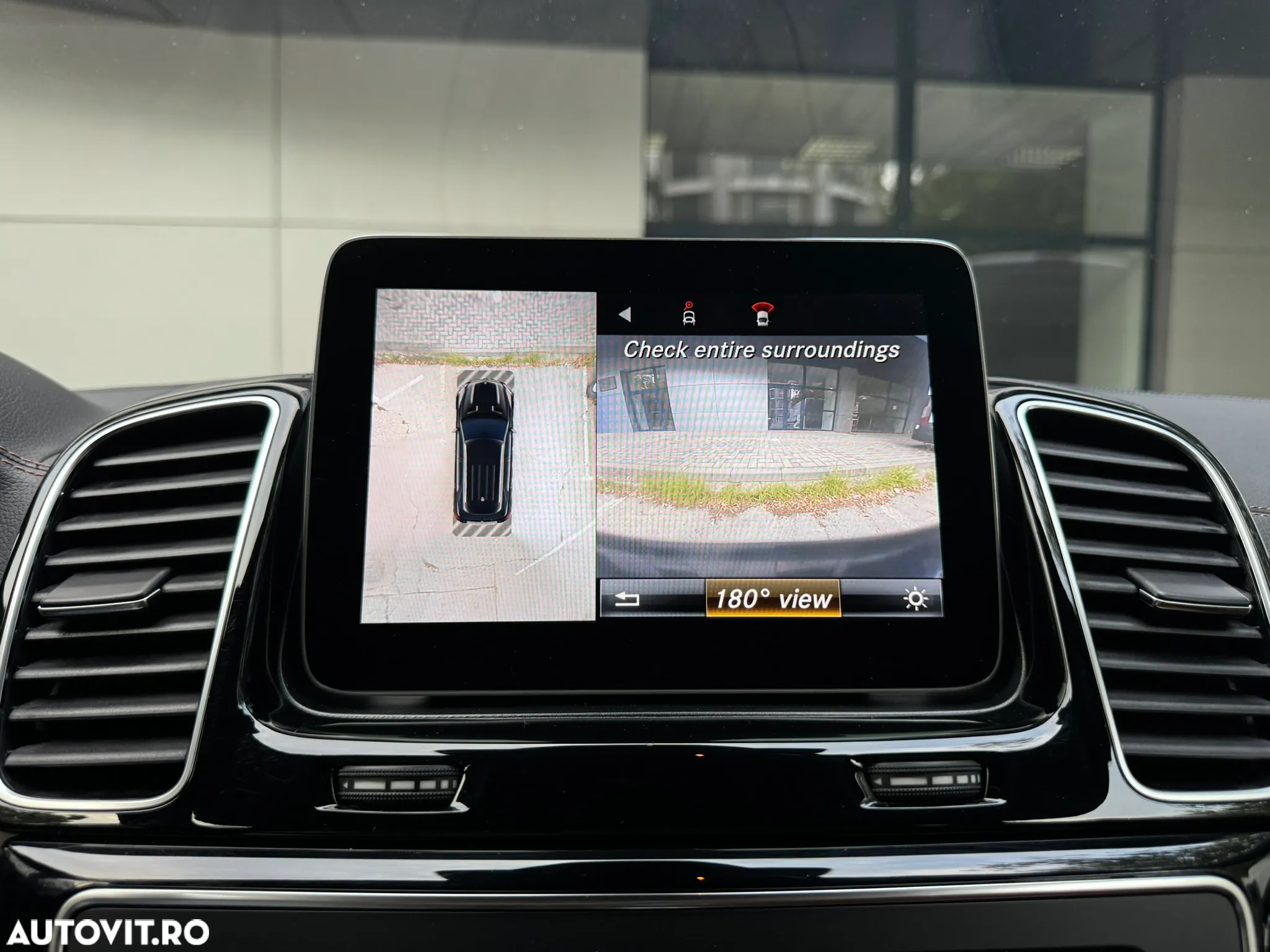 Mercedes-Benz GLE 350 d 4MATIC - 31