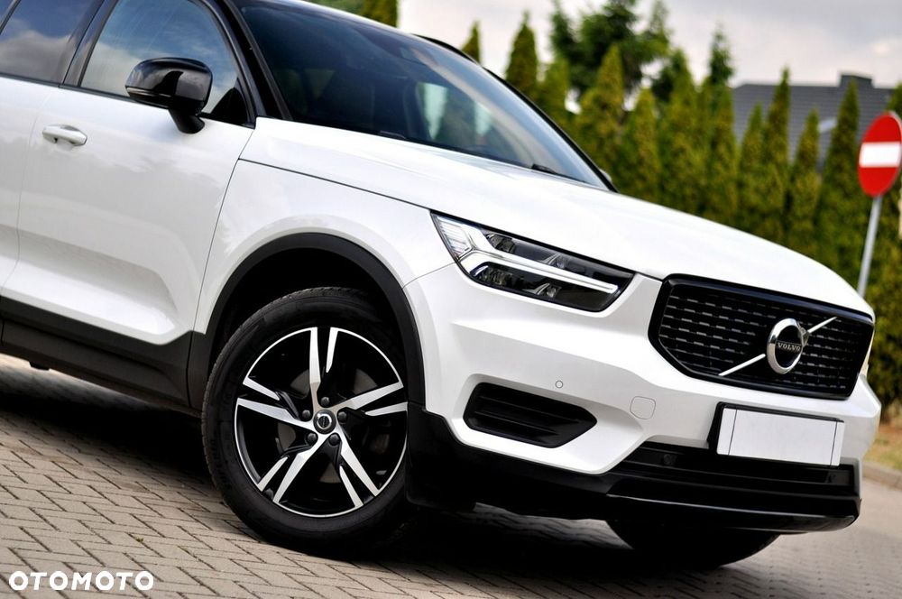 Volvo XC 40 - 30