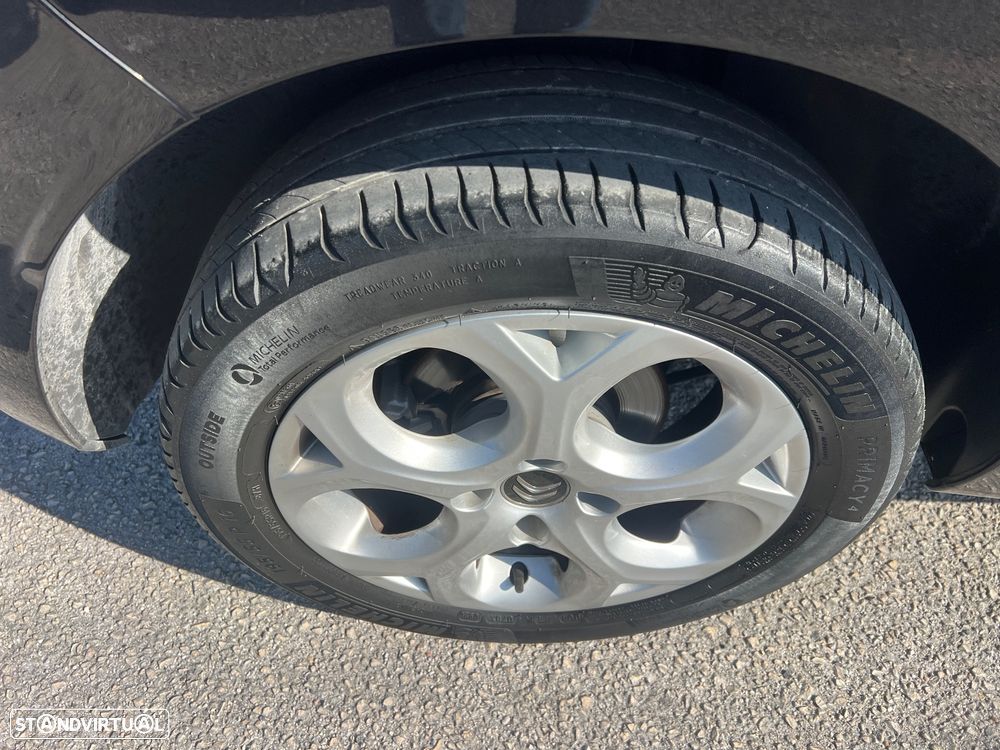 Citroën C3 1.6 e-HDi Exclusive - 37