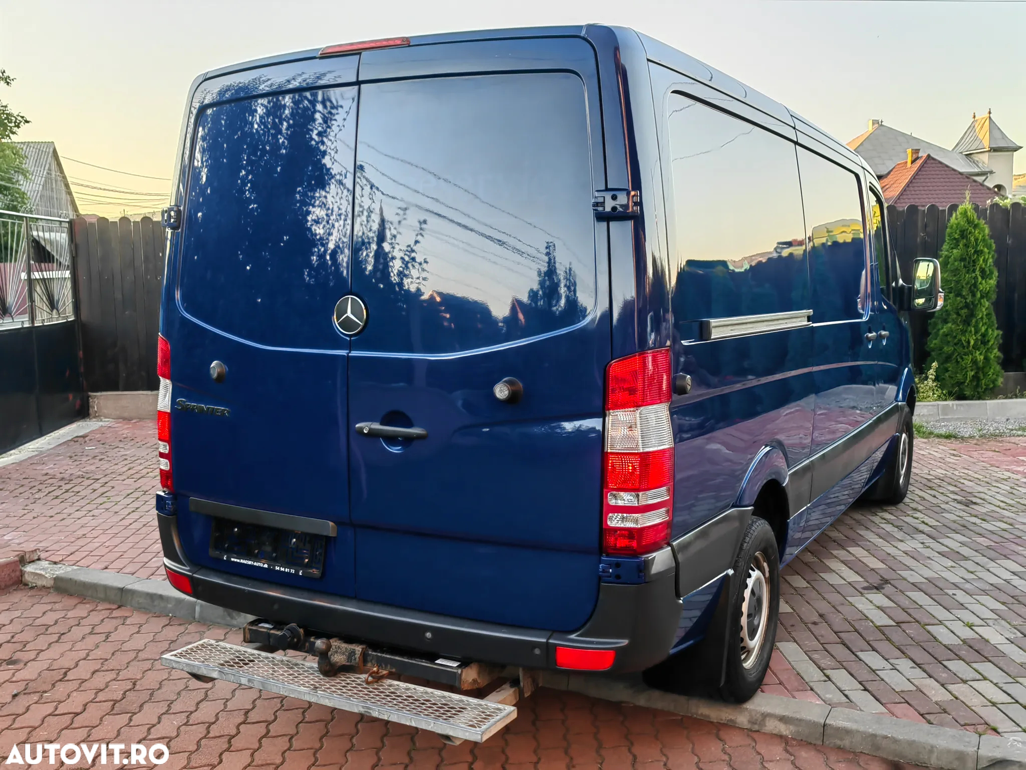 Mercedes-Benz Sprinter - 13