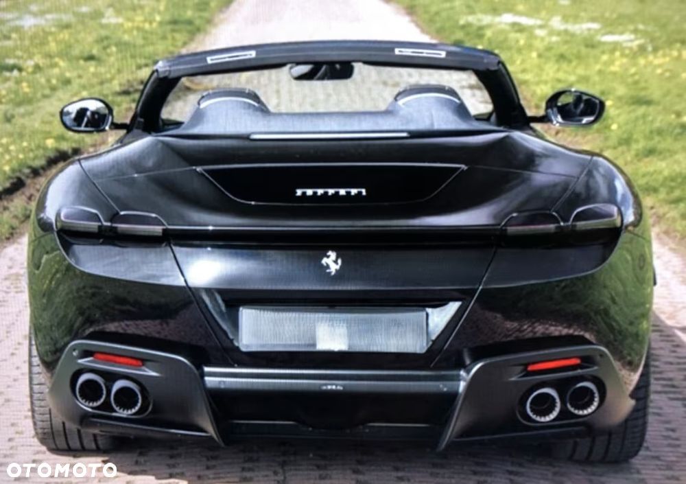 Ferrari Roma Spider - 4