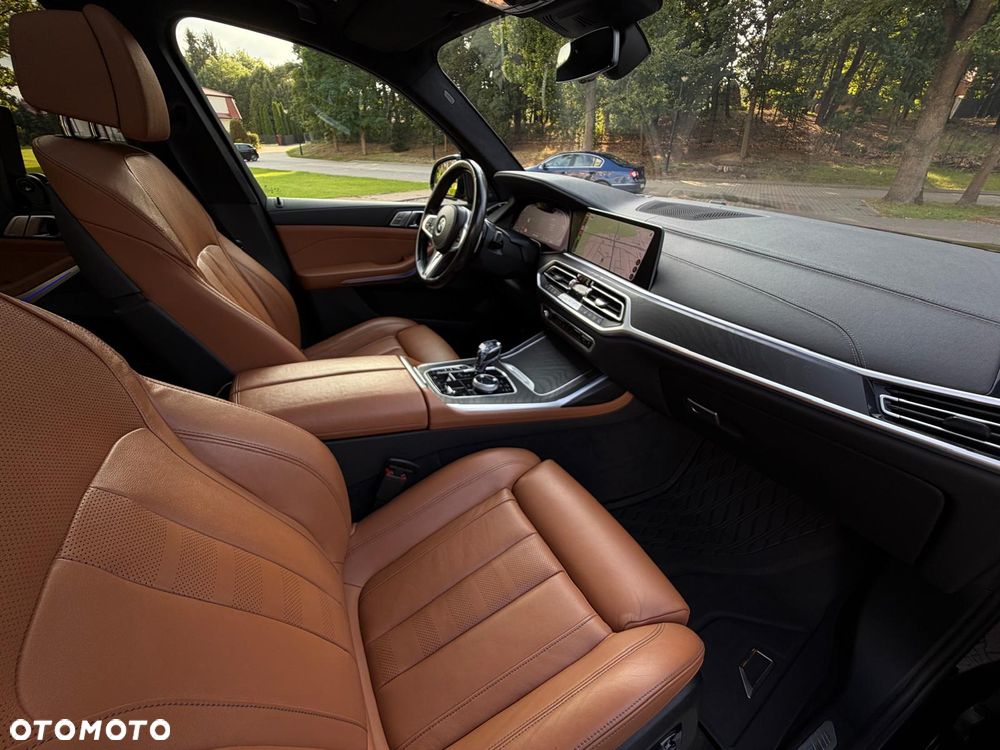 BMW X7 xDrive40d mHEV - 25