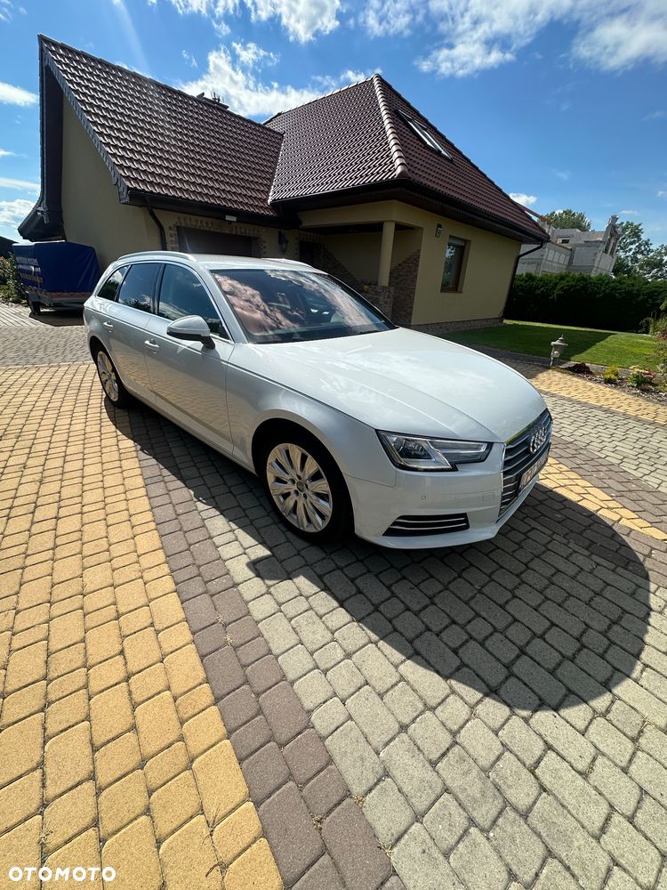 Audi A4 Avant 2.0 TDI Design - 2