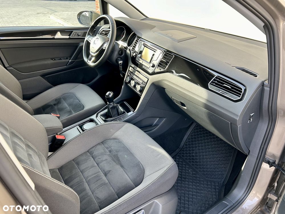 Volkswagen Golf Sportsvan 2.0 TDI (BlueMotion Technology) Highline - 17