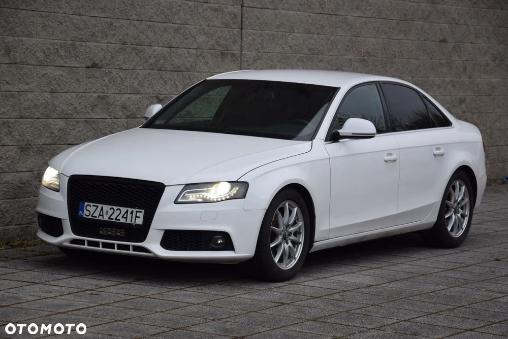 Audi A4 Limousine - 8